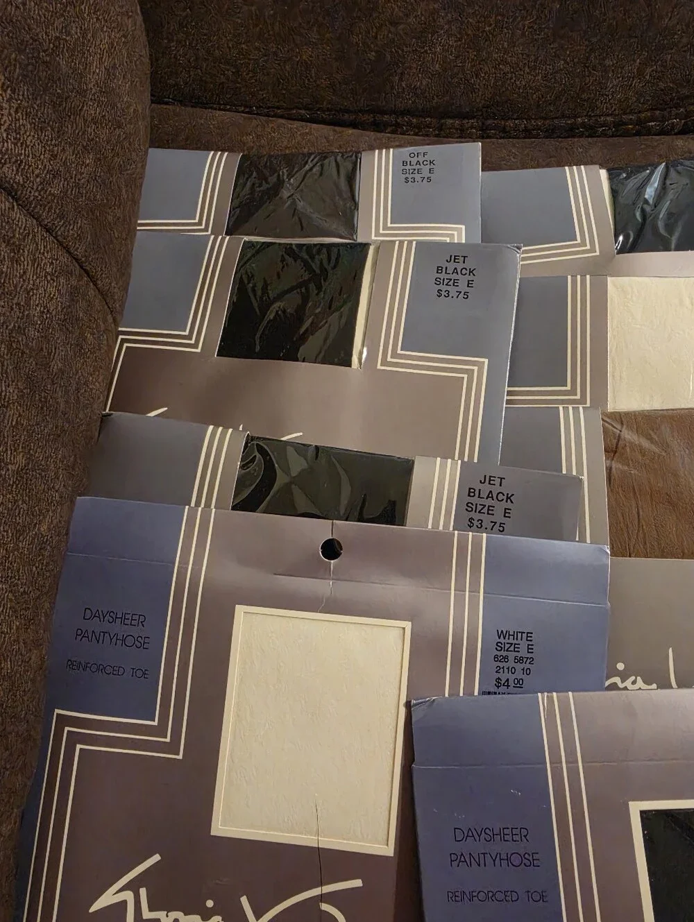 Gloria Vanderbilt Daysheer Reinforced Toe Pantyhose Assortment Of 14